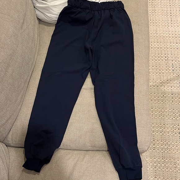 Lulu lemon joggers - Picture 3 of 4